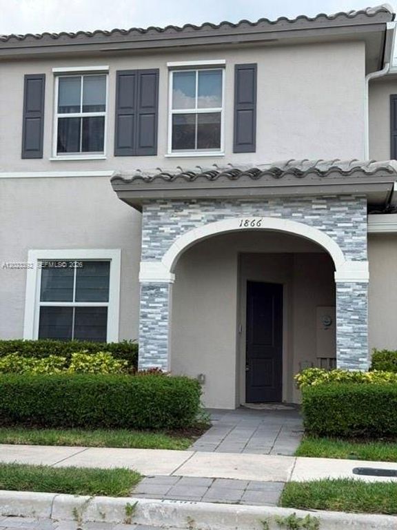 1866 SE 26th Rd 1866, Homestead, FL 33035