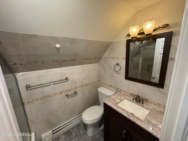 28 Irongate Lane, Matawan, NJ 07747