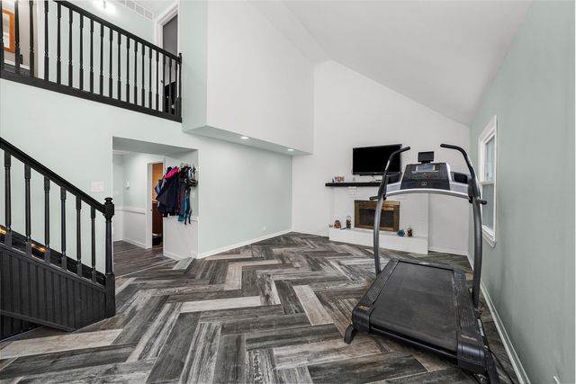 473 ROCKHURST Road, Bolingbrook, IL 60440