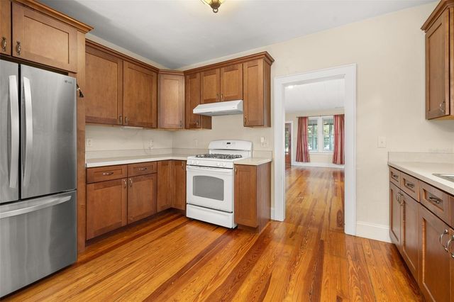 738 S PENNSYLVANIA AVENUE, Winter Park, FL 32789
