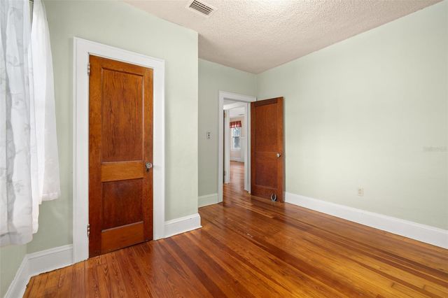 738 S PENNSYLVANIA AVENUE, Winter Park, FL 32789