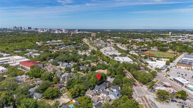 738 S PENNSYLVANIA AVENUE, Winter Park, FL 32789