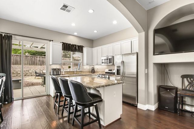 6210 Canvasback Ct, Rocklin, CA 95765