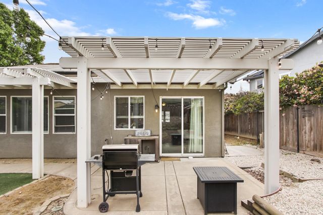 6210 Canvasback Ct, Rocklin, CA 95765