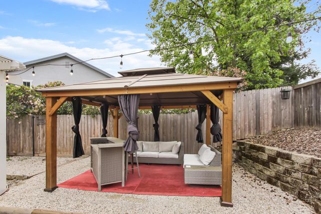 6210 Canvasback Ct, Rocklin, CA 95765