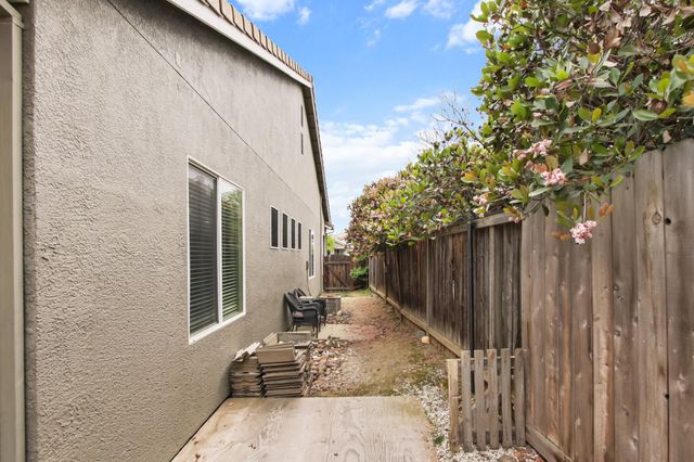 6210 Canvasback Ct, Rocklin, CA 95765