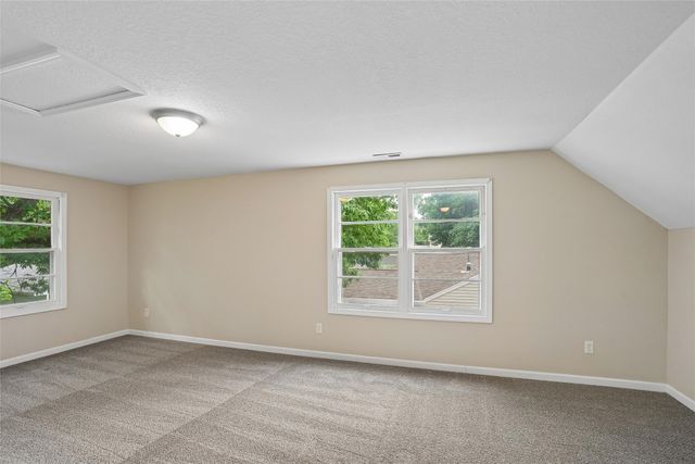 2525 51st Street, Des Moines, IA 50310