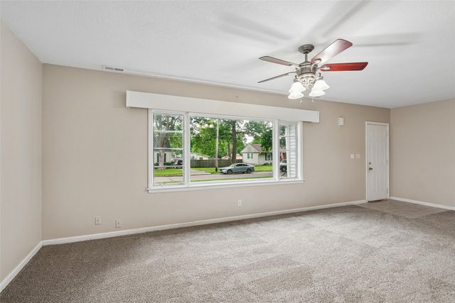 2525 51st Street, Des Moines, IA 50310