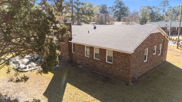 107 Templeton Drive, Greenville, NC 27858