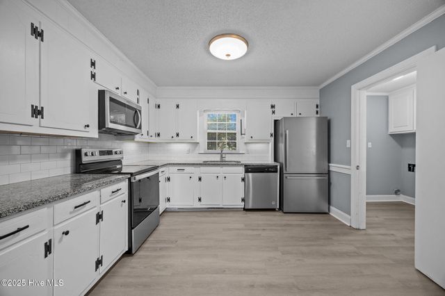 107 Templeton Drive, Greenville, NC 27858