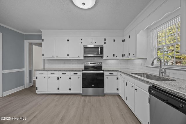 107 Templeton Drive, Greenville, NC 27858