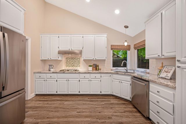 125 Taunton, Folsom, CA 95630