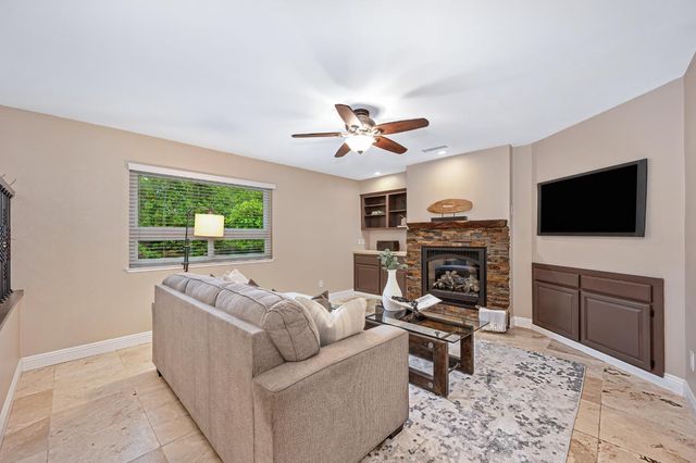 125 Taunton, Folsom, CA 95630