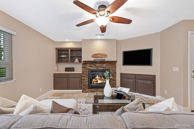 125 Taunton, Folsom, CA 95630