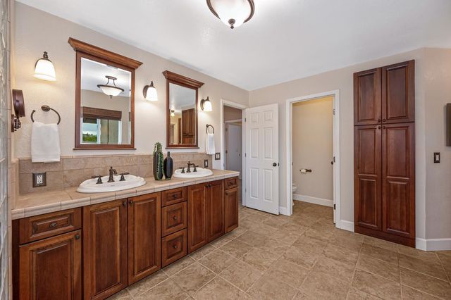 125 Taunton, Folsom, CA 95630