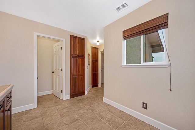 125 Taunton, Folsom, CA 95630