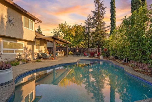 125 Taunton, Folsom, CA 95630