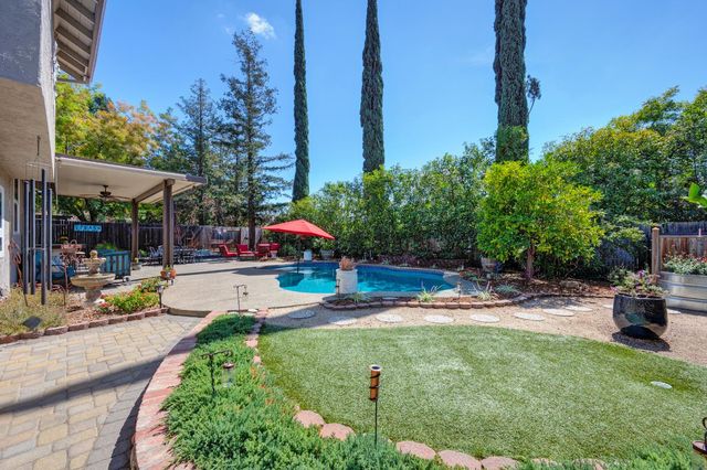125 Taunton, Folsom, CA 95630