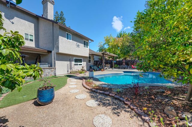 125 Taunton, Folsom, CA 95630