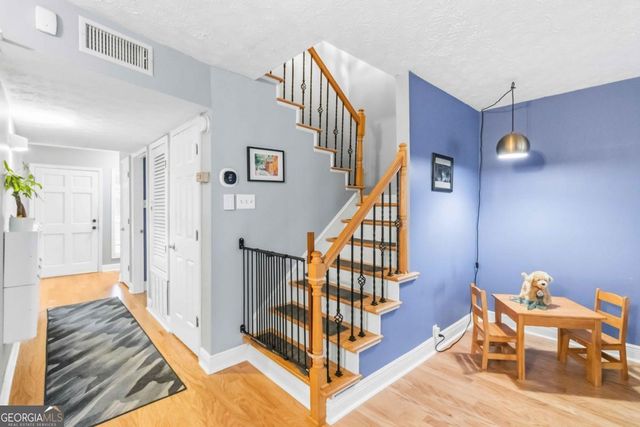 4872 Twin Lakes Trail, Dunwoody, GA 30360