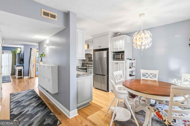 4872 Twin Lakes Trail, Dunwoody, GA 30360