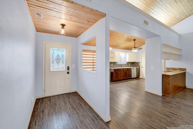 568 Firewheel, Bandera, TX 78003