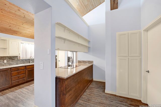 568 Firewheel, Bandera, TX 78003