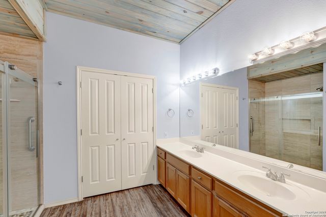 568 Firewheel, Bandera, TX 78003