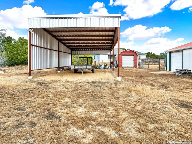 568 Firewheel, Bandera, TX 78003