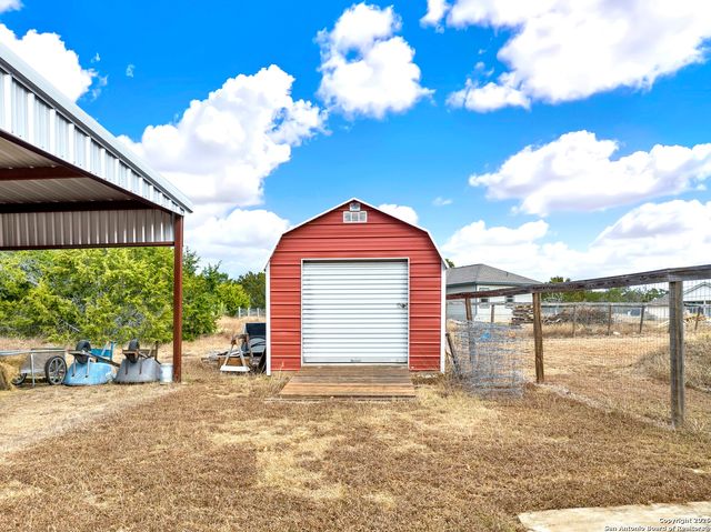 568 Firewheel, Bandera, TX 78003