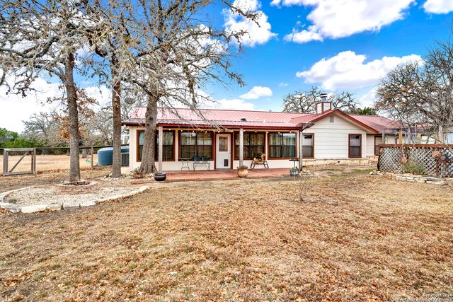 568 Firewheel, Bandera, TX 78003