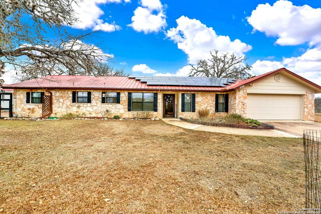 568 Firewheel, Bandera, TX 78003