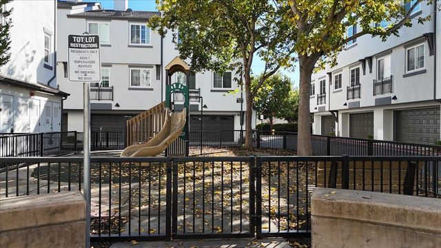 8831 Oliver Place, Dublin, CA 94568