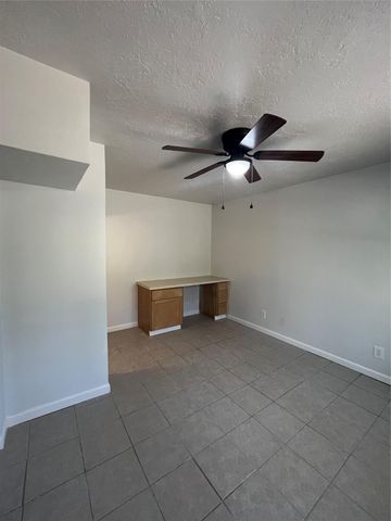 10435 Royal Magnolia Drive, Conroe, TX 77303