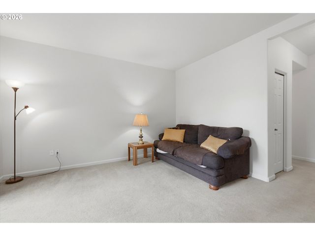 4588 Sw 11TH St, Gresham, OR 97080
