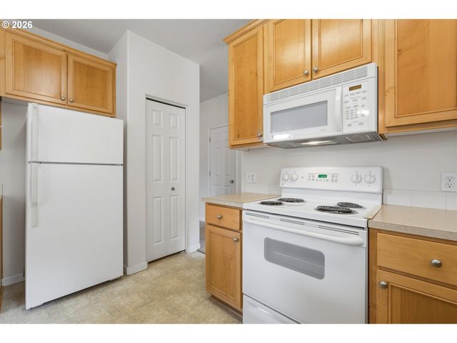 4588 Sw 11TH St, Gresham, OR 97080