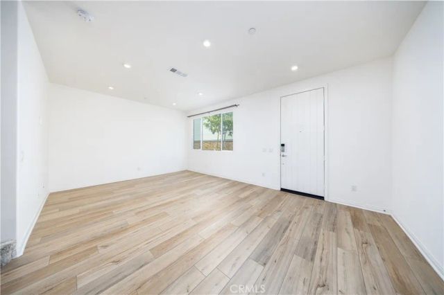 17 Aria, South El Monte, CA 91733