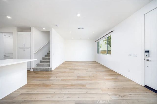 17 Aria, South El Monte, CA 91733