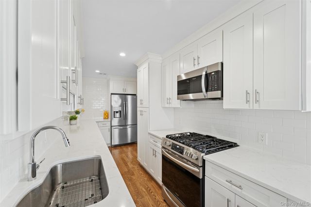 77 S Park Avenue C20, Rockville Centre, NY 11570