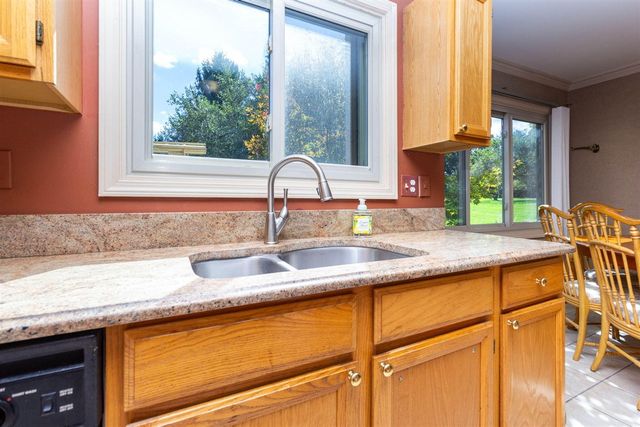 1978 Mayfair Drive, White Lake, MI 48383