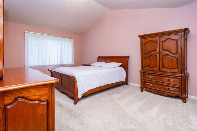 1978 Mayfair Drive, White Lake, MI 48383
