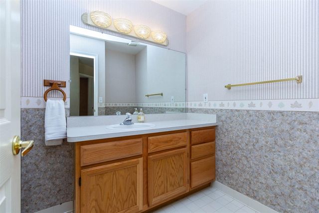 1978 Mayfair Drive, White Lake, MI 48383