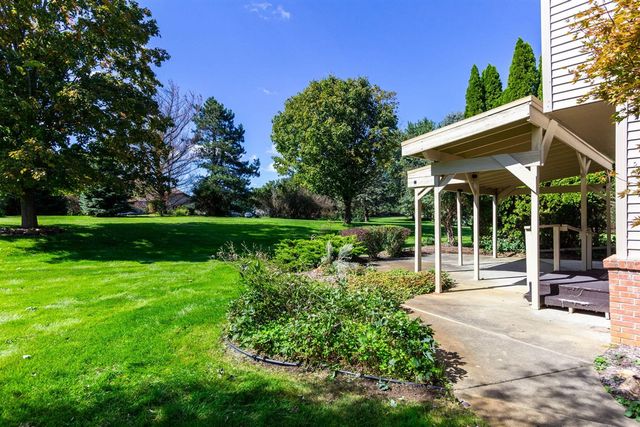 1978 Mayfair Drive, White Lake, MI 48383