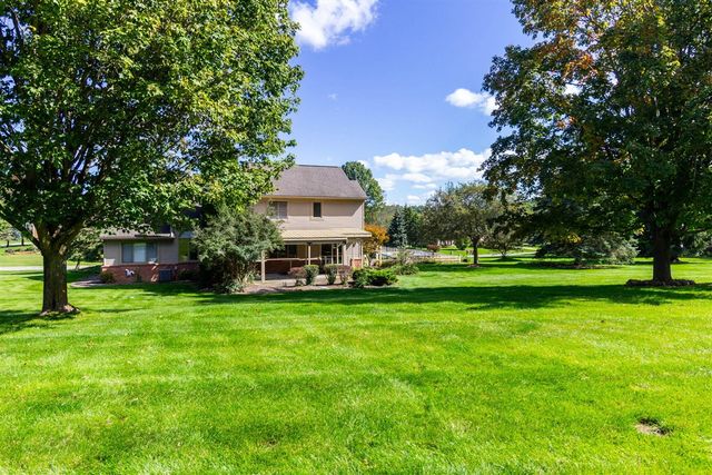 1978 Mayfair Drive, White Lake, MI 48383