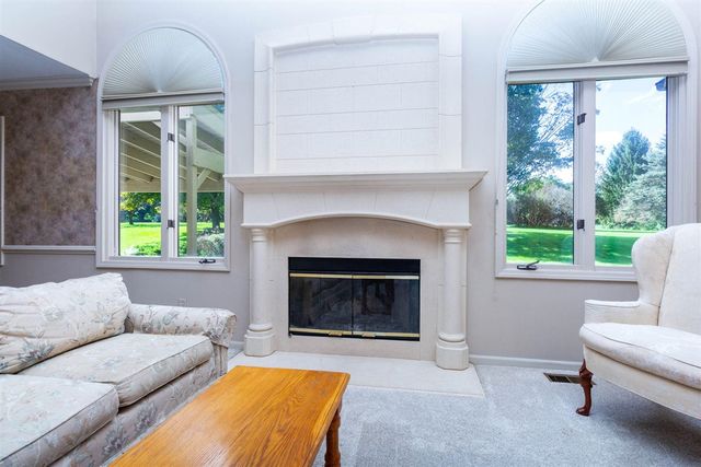1978 Mayfair Drive, White Lake, MI 48383