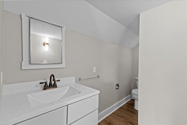 13B Gardner Lane, Waterbury, VT 05676