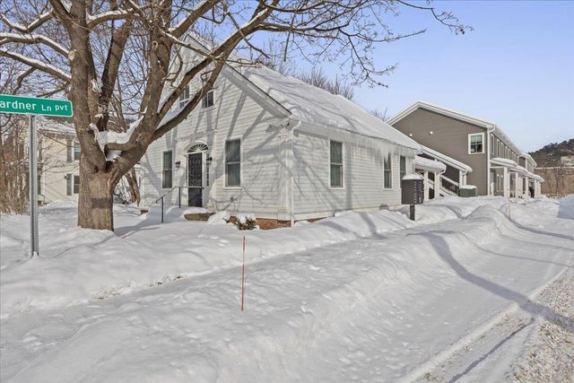 13B Gardner Lane, Waterbury, VT 05676