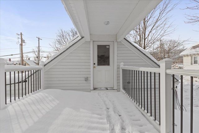 13B Gardner Lane, Waterbury, VT 05676