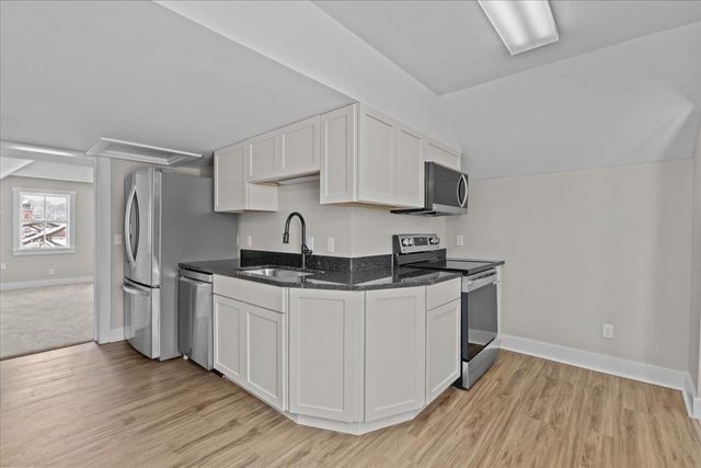 13B Gardner Lane, Waterbury, VT 05676