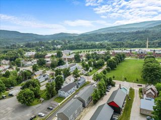 13B Gardner Lane, Waterbury, VT 05676
